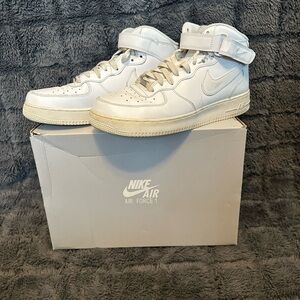 Nike Air Force 1 High-Top in White